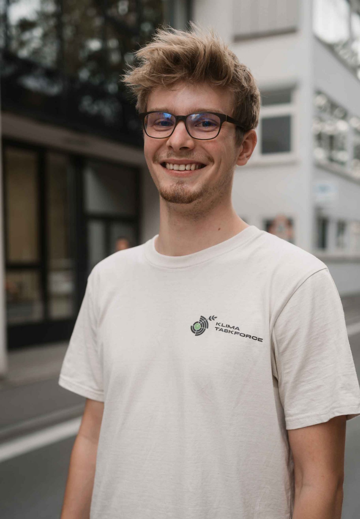 https://www.klima-taskforce.de/wp-content/uploads/2023/10/Hendrik-scaled.jpg